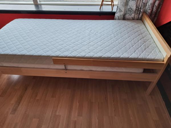 Tussenbed Ikea. 70x160 inclusief 2 matrasjes