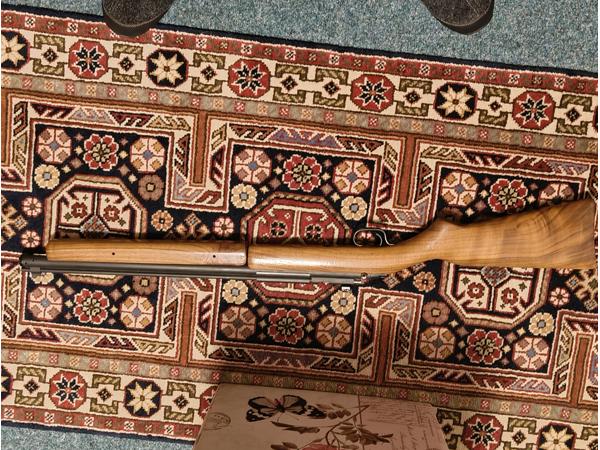 Als nieuw! Sheridan pompbuks