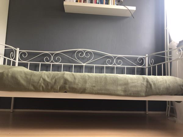 Bedframe 90x200 cm - metaal - wit - hartjes