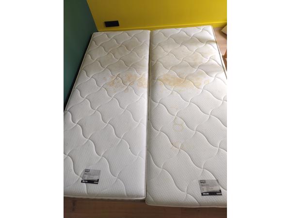 Twee matrassen 220cm * 90cm