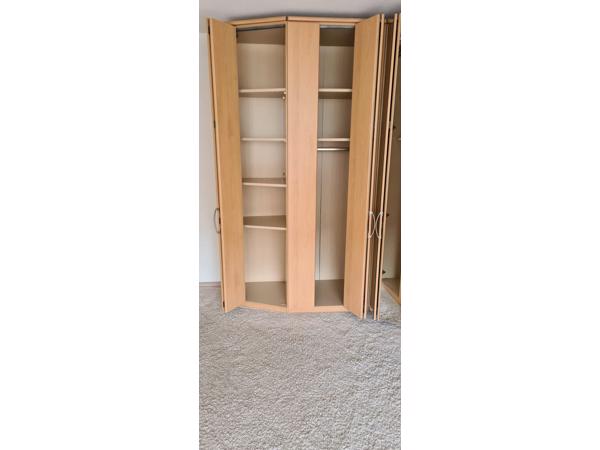 Hoekkast kledingkast hout