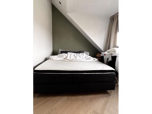 GRATIS Boxspring bed blauw 160x210cm inclusief topper