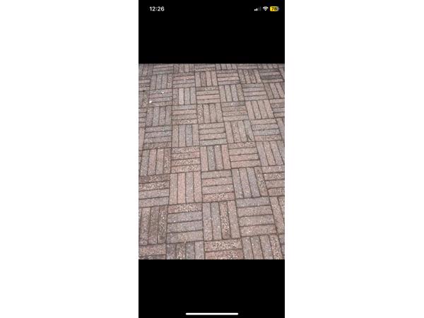 Palissades, waaltjes en tegels