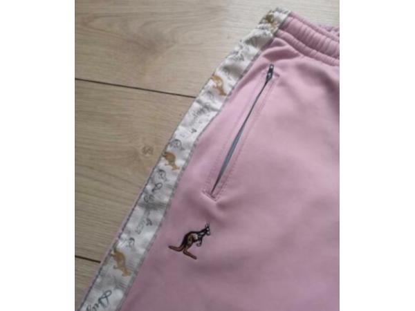 Lichtroze australian broek