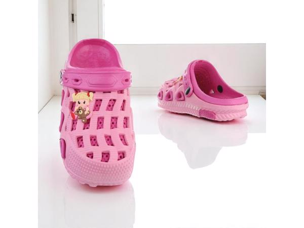 Crocs slipper schoen verticaal pink fuchsia met meisje 32