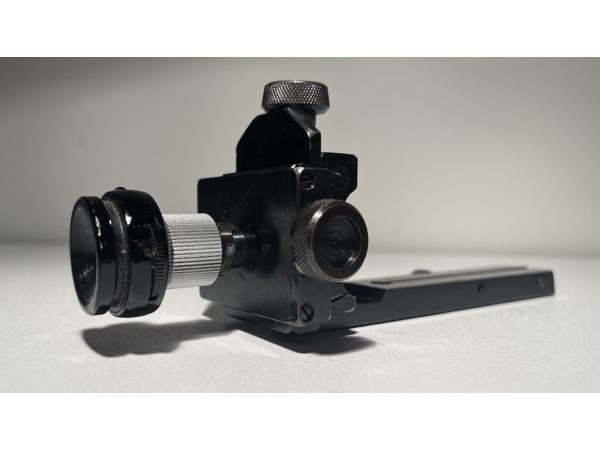 Stalen diopter met irisblende