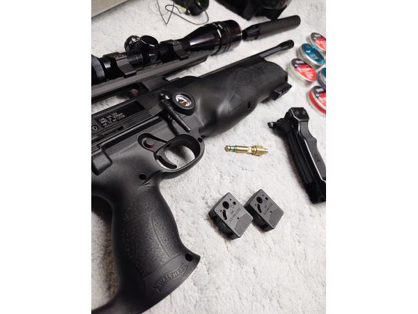 WALTHER REIGN M2 BULLPUP/PCP (5,5mm)  COMPLEET JACHTPAKKET!!