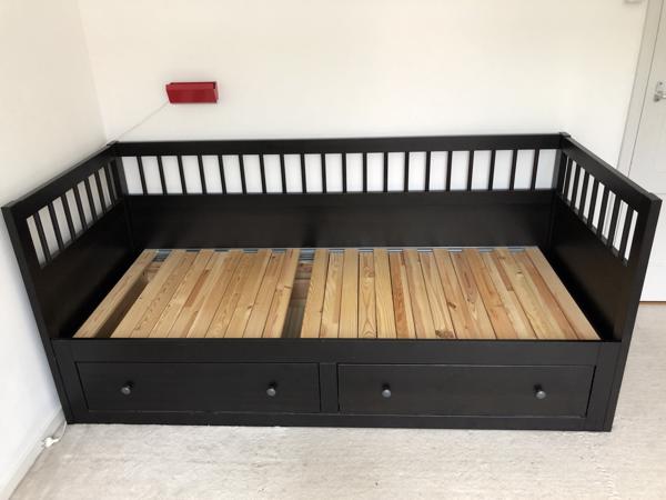 Bed Ikea Hemnes