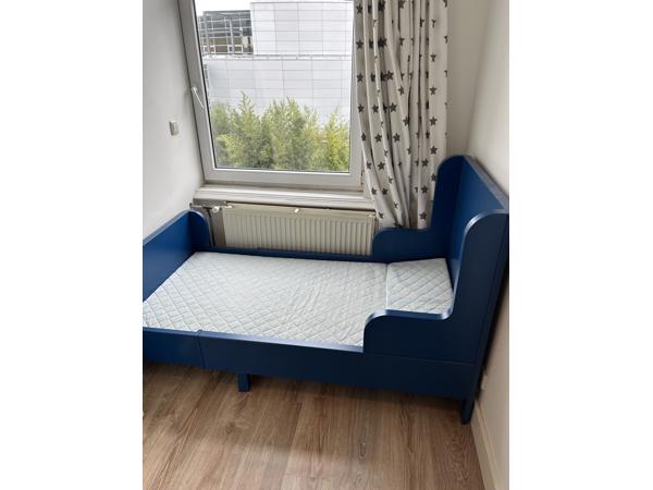 Kinderbed incl matras en lattenbodem