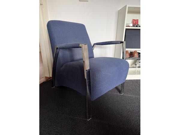 Mooie fauteuil met stalen frame (INHOUSE Grandola)
