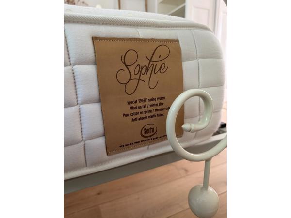 Mooie bed met matras 160X200cm