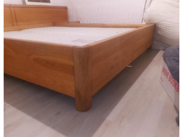 groot bed met boxsprings bedden
