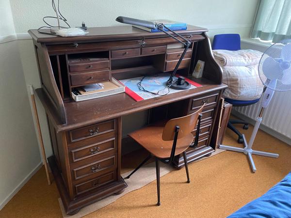 Secretaire (bureau, kantoormeubel)