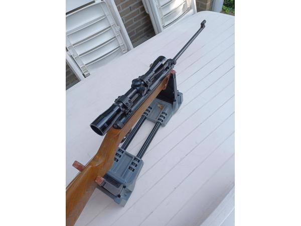 Degelijke luchtbuks Diana 25d