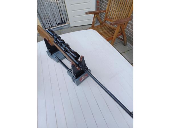 Degelijke luchtbuks Diana 25d