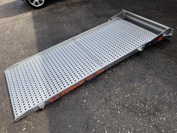Oprijplaat Euro Rampe AMF Bruns 240cm x 90cm
