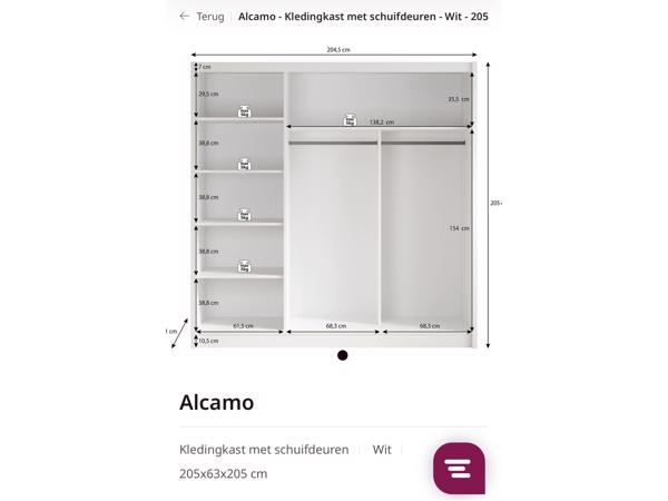 Witte kledingkast met schuifdeuren