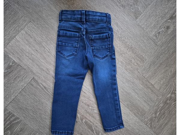 Kledingpakketje jongen maat 92