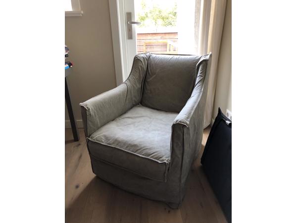 Beige / taupe kleurige smalle fauteuil