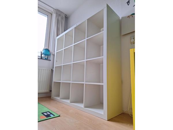 KALLAX Ikea vakjeskast 147x147cm/16 vakjes