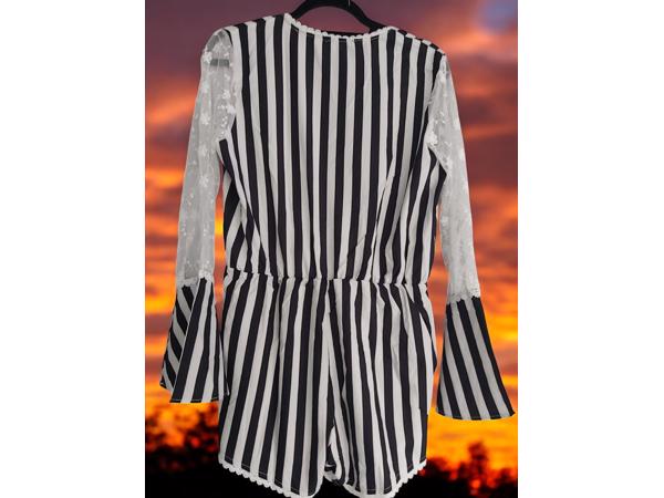 Playsuit gestreept met kanten mouwen M