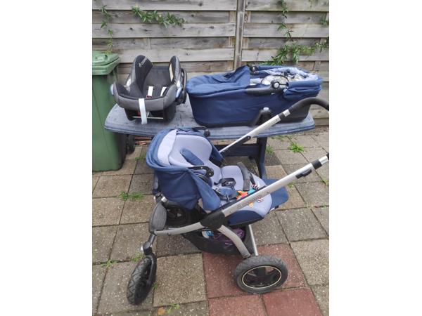 Driedelige kinderwagen