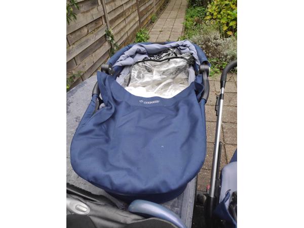 Driedelige kinderwagen