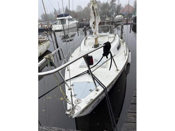 Te koop aangeboden zeilkajuit