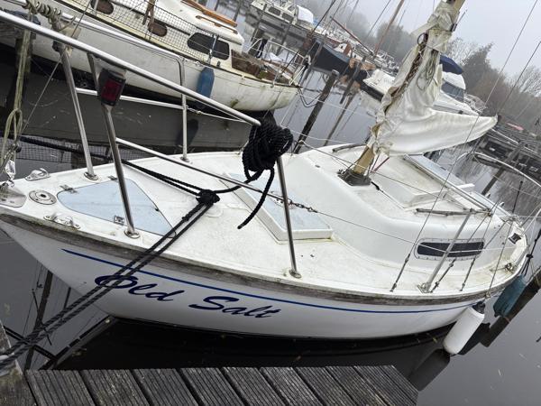 Te koop aangeboden zeilkajuit