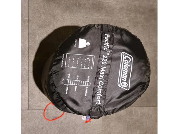 Coleman pacific 220 maxi comfort met zachte katoen flanel gevoerde slaapzak