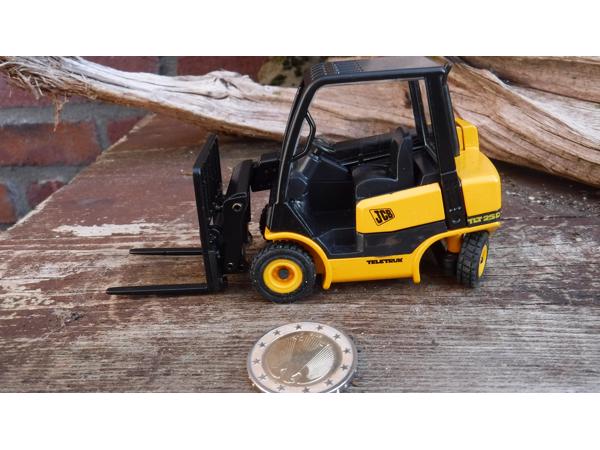 Joal J.C.B teletruck