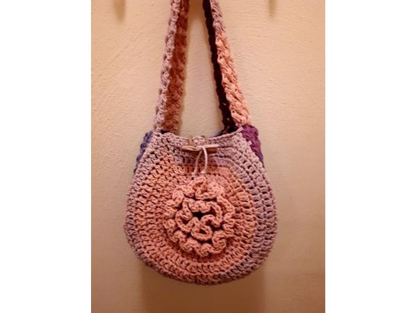 Zelf gehaakte tassen