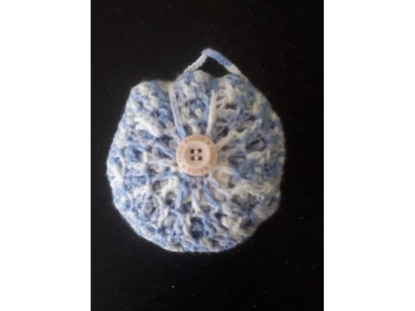 Zelf gehaakte tassen