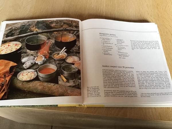 Boek ; koken in de open lucht (BBQ) LEKKERBEKKEN TOP