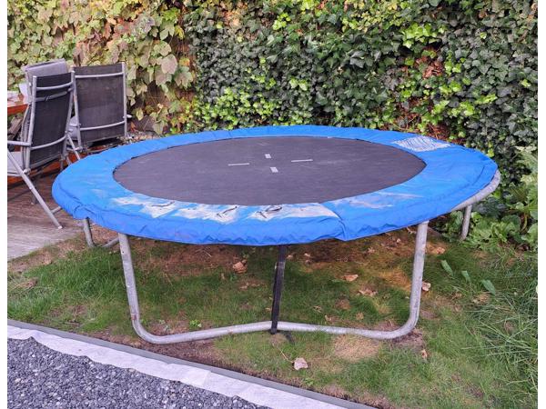 Trampoline, gebruikt, 240 cm diameter