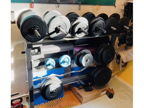 Te koop mooie gewichten en halters rek (z.g.a.n.)