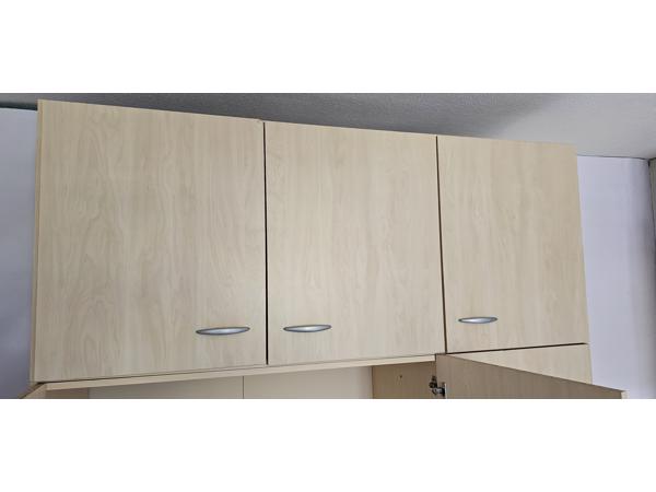 Kledingkast kinderkamer