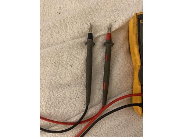 Fluke 116 true rms multimeter