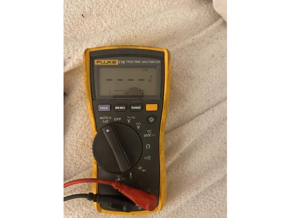Fluke 116 true rms multimeter