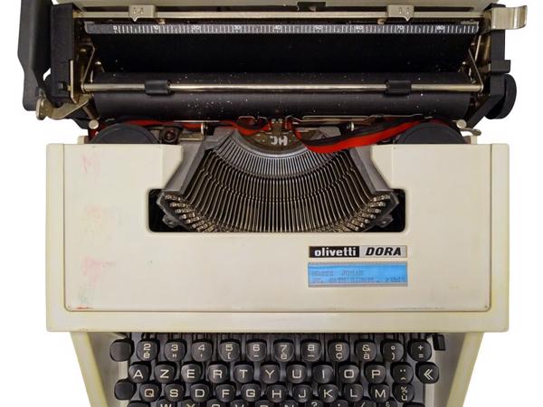 Olivetti Dora