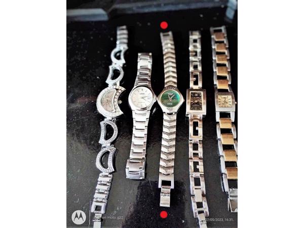 GIORGIO ARMANI LADY WATCH