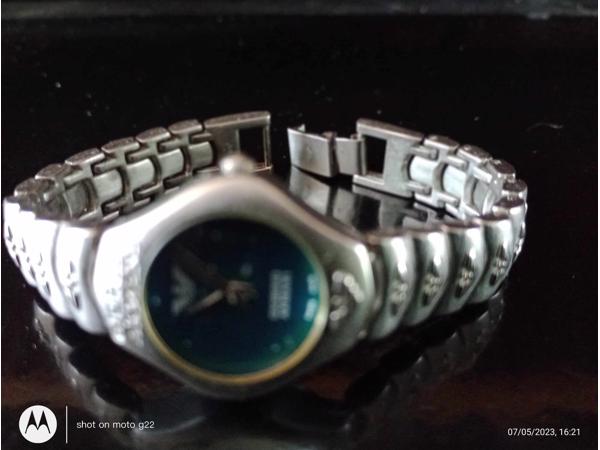 GIORGIO ARMANI LADY WATCH