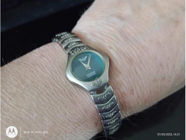 GIORGIO ARMANI LADY WATCH