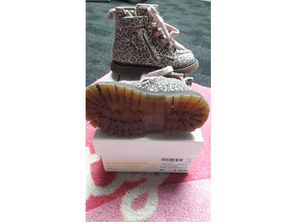 Meisjes schoenen  maat 22