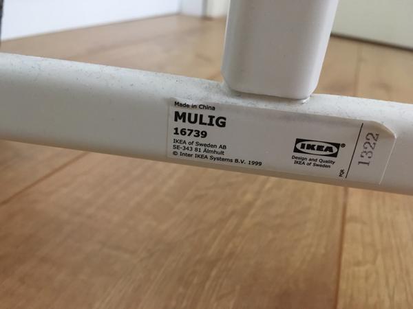 Twee kledingrekken / dressboys ‘Mulig’ van Ikea