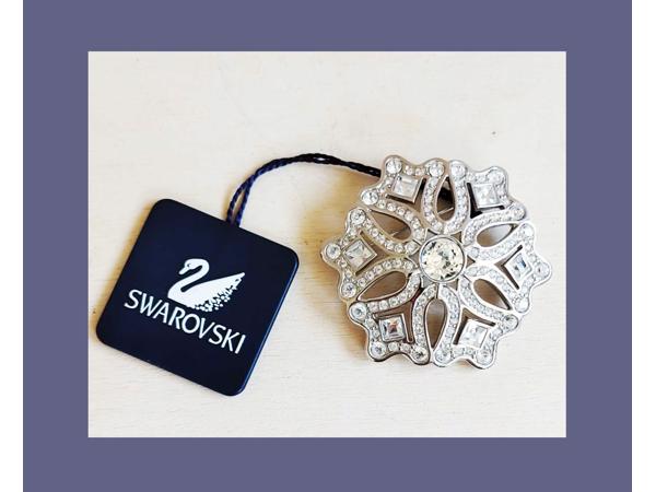 Swarovski The magic of Crystal sneeuwvlok broche met doosje