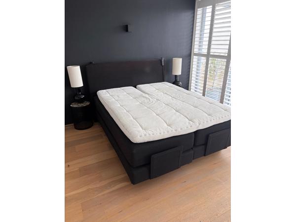 Swiss Sense bed 160x200 met motor