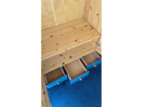 Gratis babykamerkast