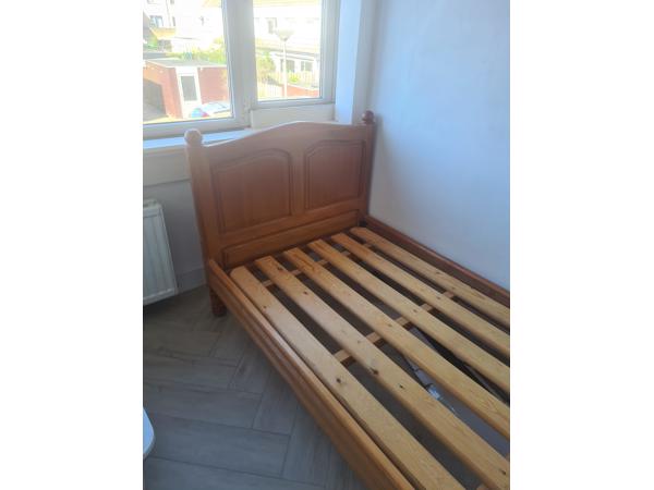 2x 1 persoonsbed