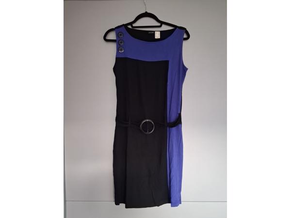 Bodyflirt jurk S/M met siergesp en knopen